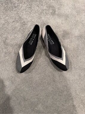 Flats Pointed Black and White Chevron Knit Washable